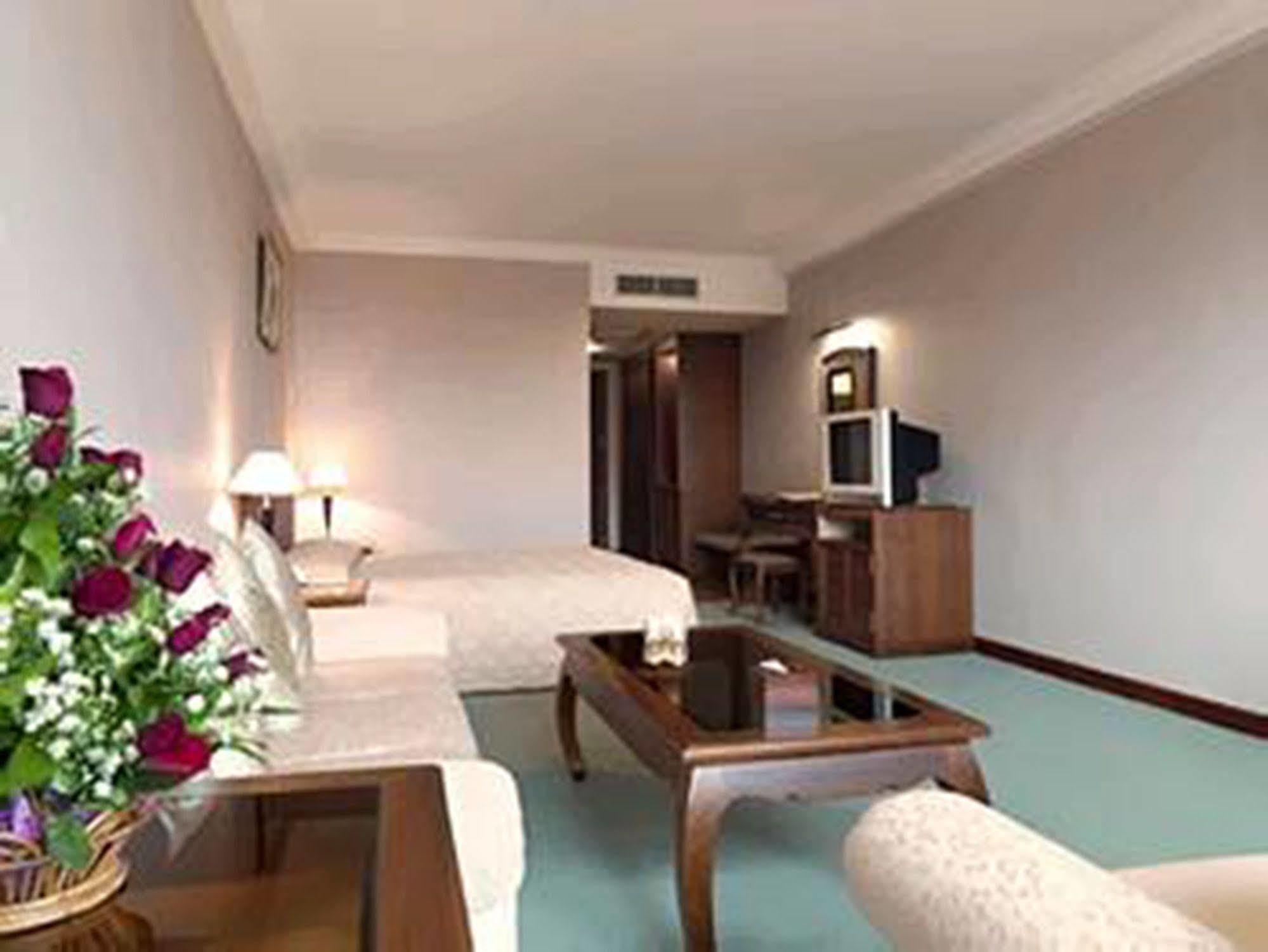 Angkor Howard Hotel Siem Reap Eksteriør billede